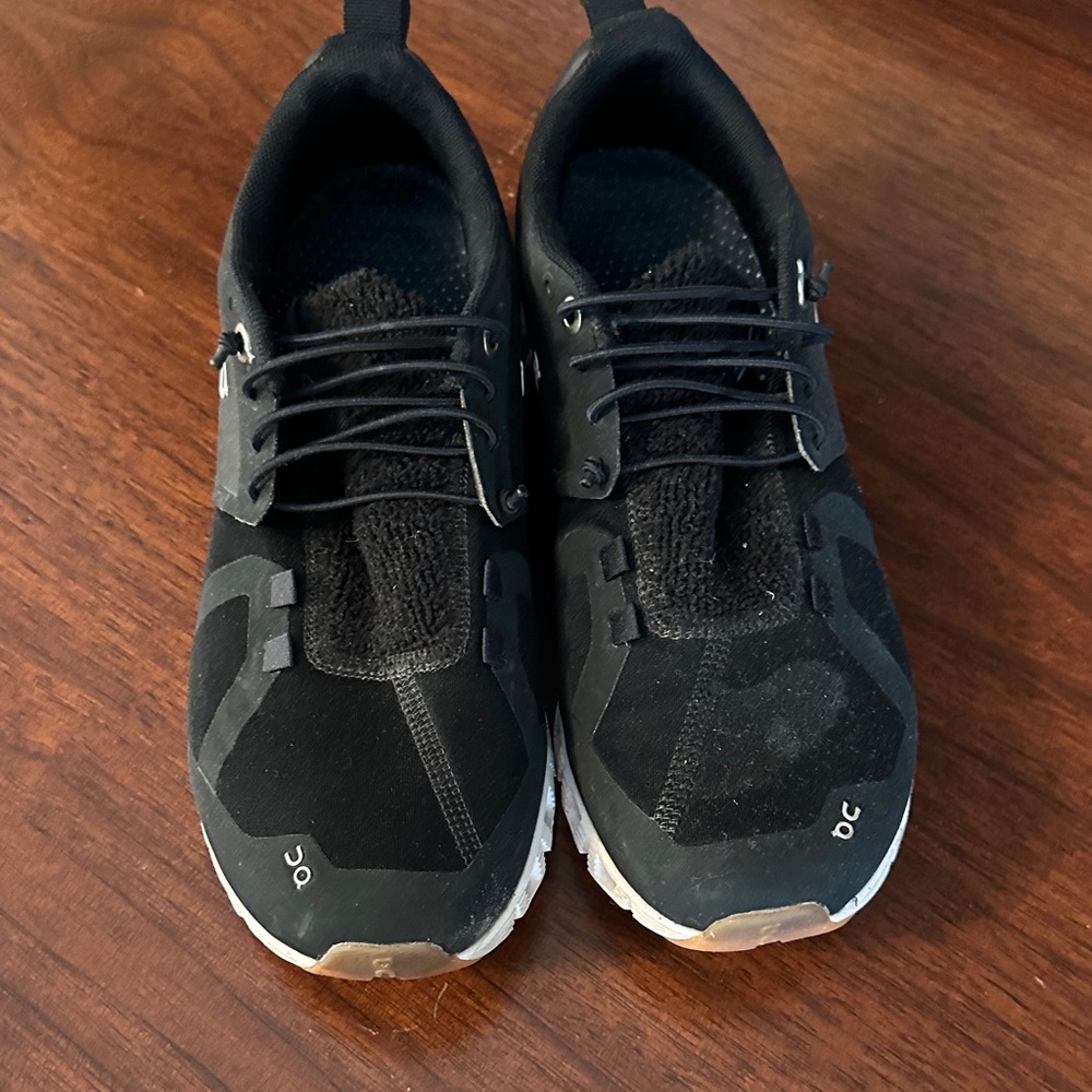 On Running Men's Black Athletic Shoes